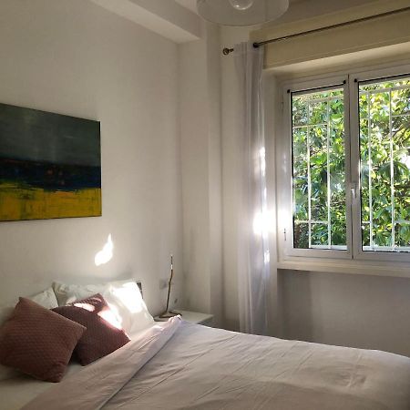 Lovely 2 Room Apartment With Small Garden Milano Exterior foto