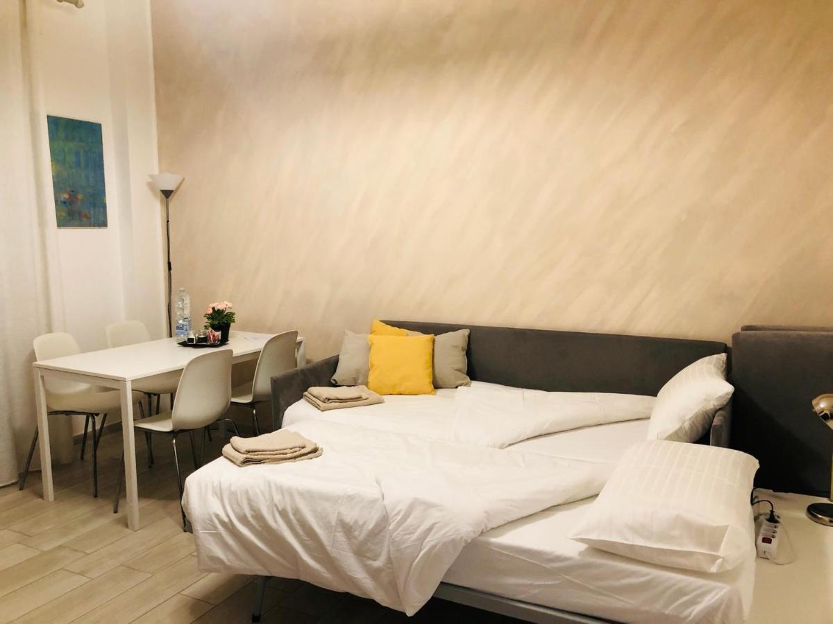 Lovely 2 Room Apartment With Small Garden Milano Exterior foto