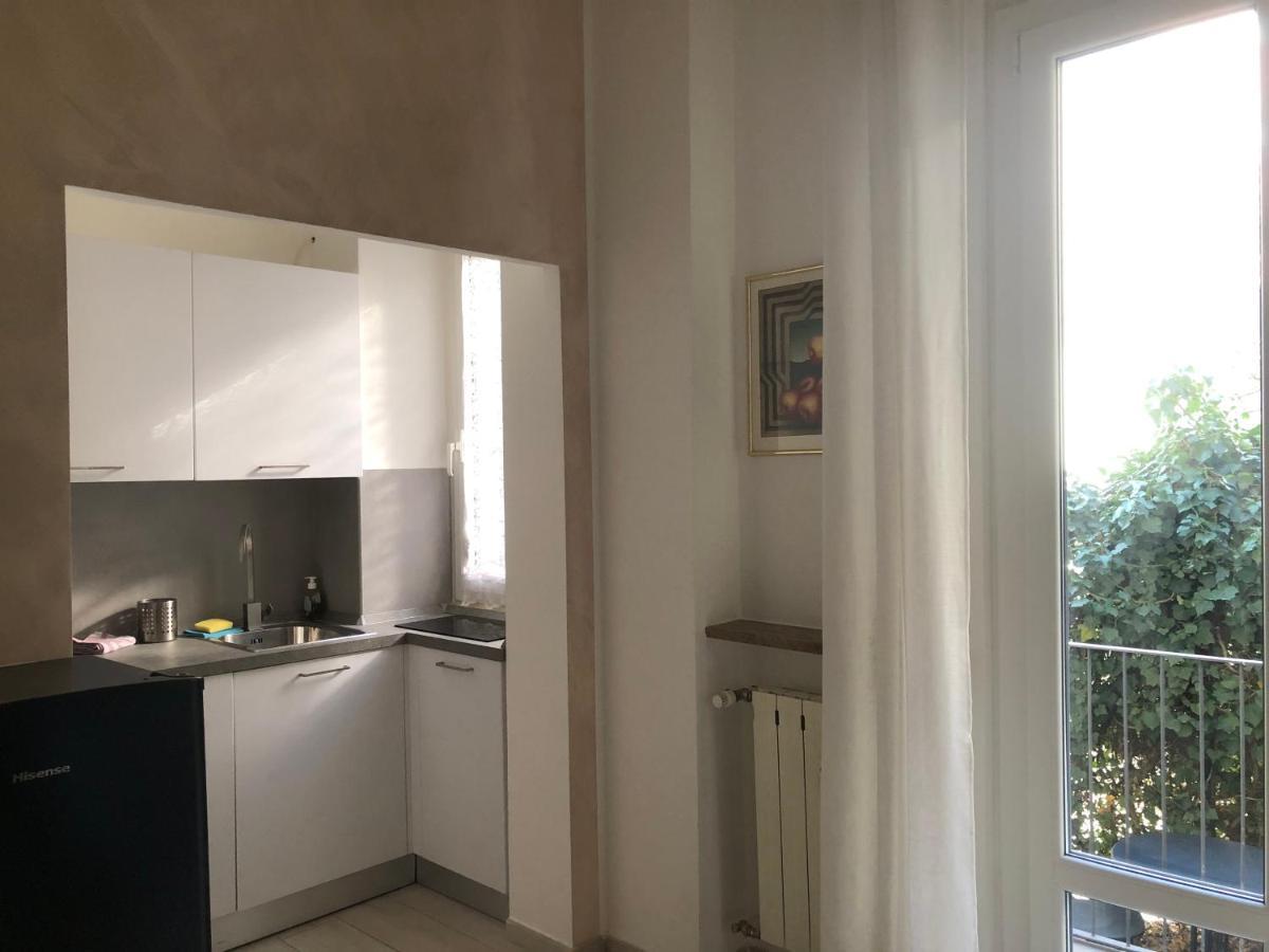 Lovely 2 Room Apartment With Small Garden Milano Exterior foto