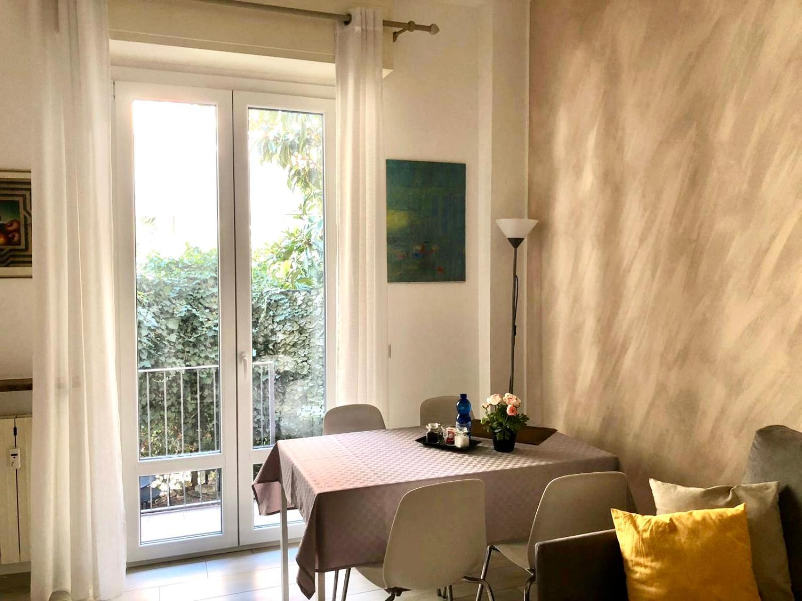 Lovely 2 Room Apartment With Small Garden Milano Exterior foto