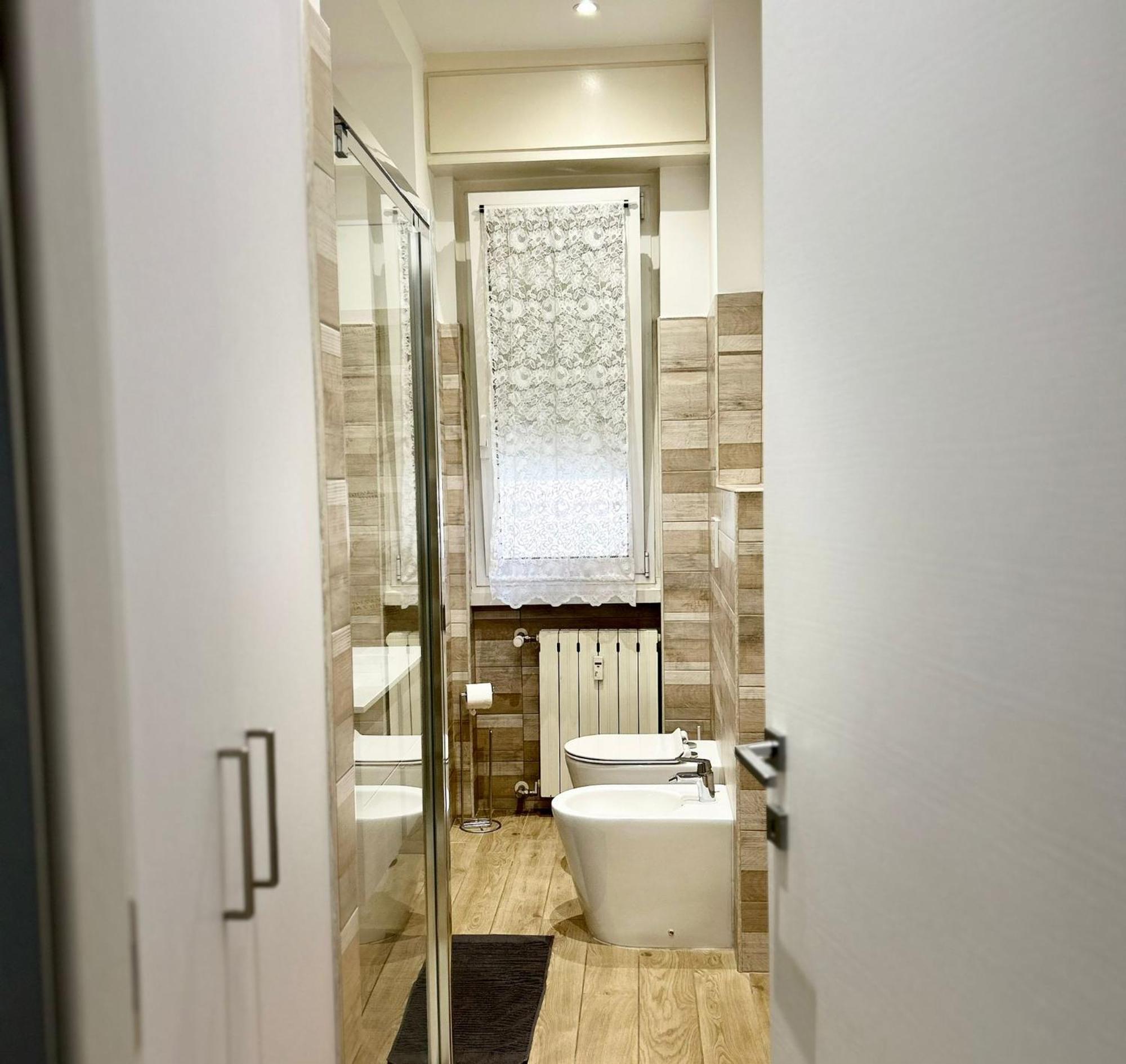 Lovely 2 Room Apartment With Small Garden Milano Exterior foto